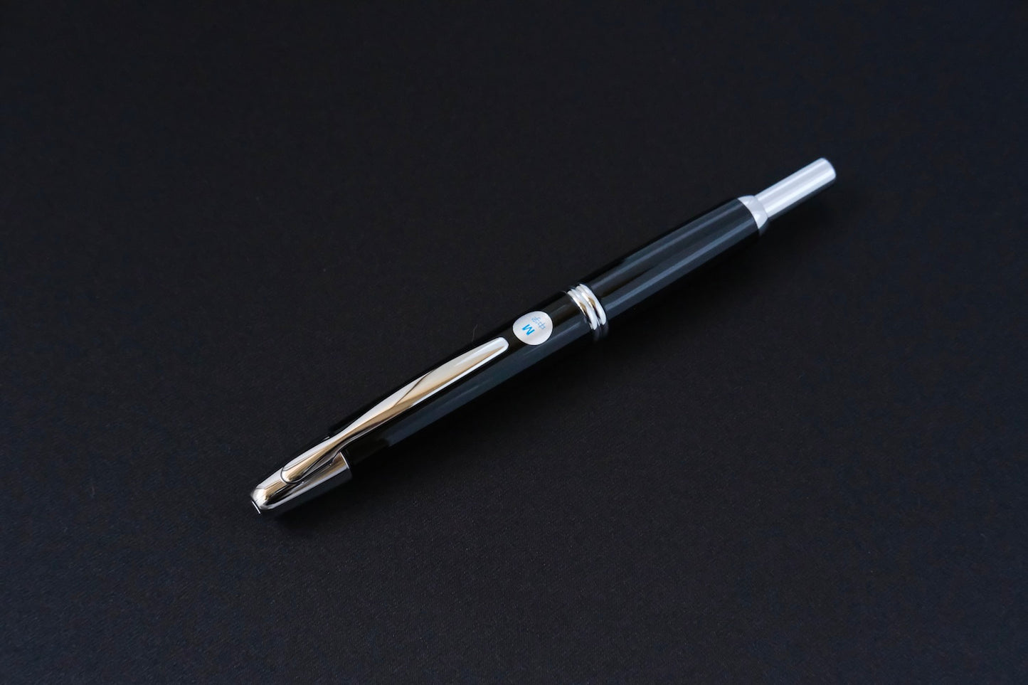 Pilot Capless – Rhodium – Urushi Commission