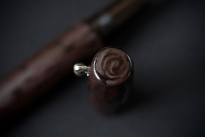 Sabi-Urushi Wood-texture with Woodpecker Roll Stopper
