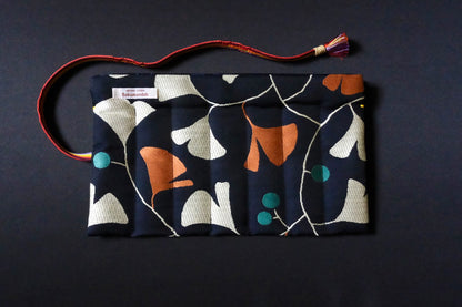 Kimono Pen Roll (7‑Slot) – Ginkgo leaves