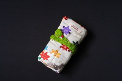 Kimono Pen Roll (7-Slot) – Deer and Maple Leaves