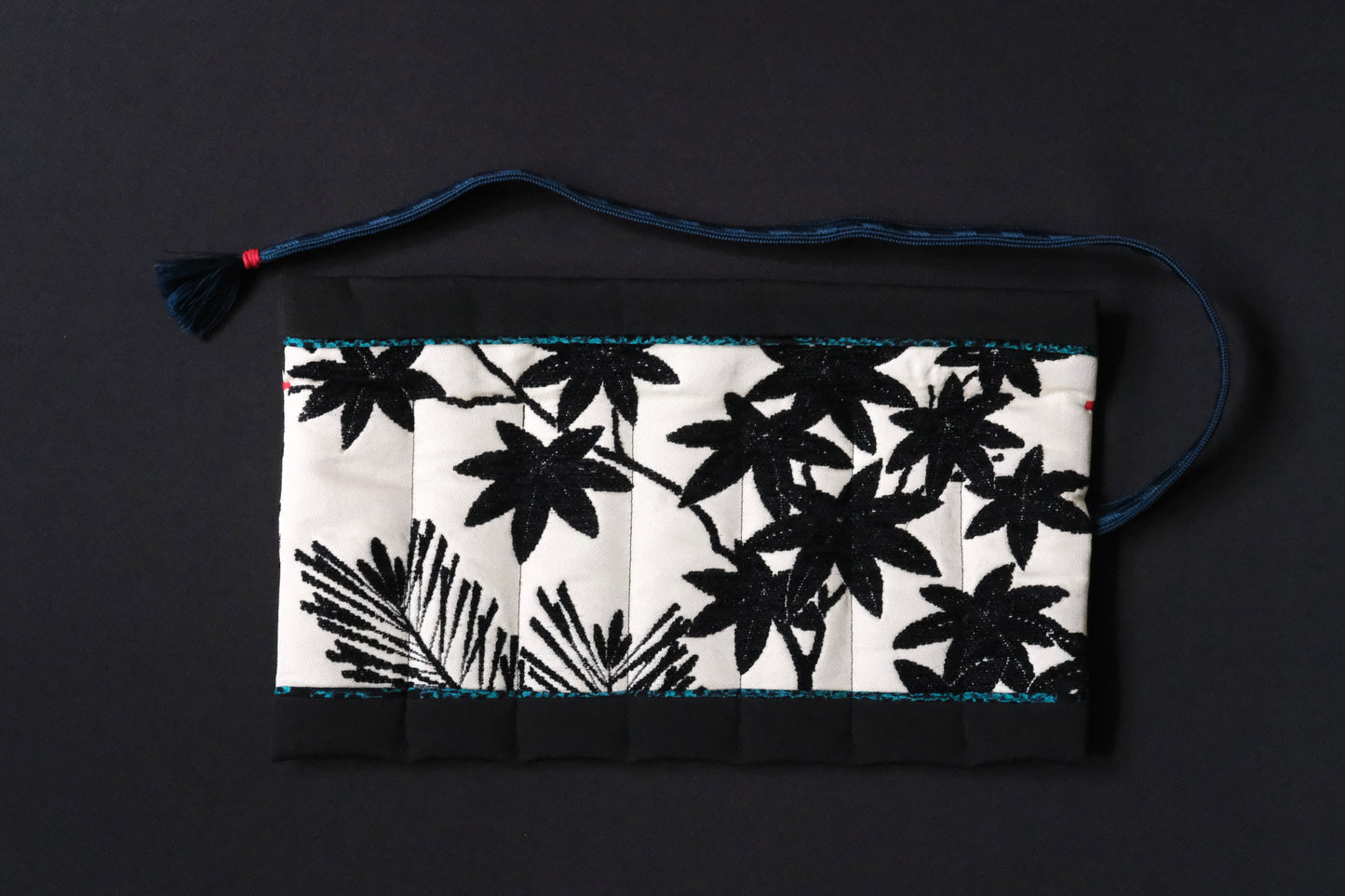 Kimono Pen Roll (7-Slot) – Swallow and Maple Leaves