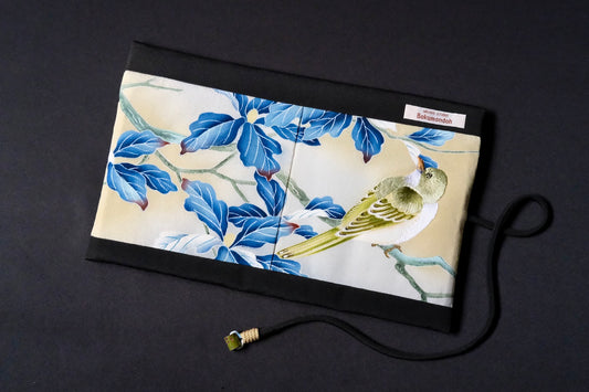 Kimono Pen Roll (7‑Slot) with Flap – Japanese white-eye