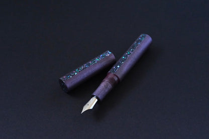 Muted Purple Ishime-nuri with Raden – Newton Pens Shinobi Large