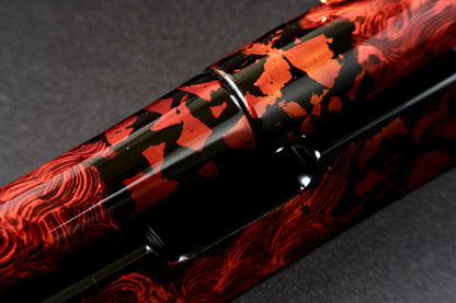 Platinum Izumo Tagayasan - Special Edition with Matching Pen Rest